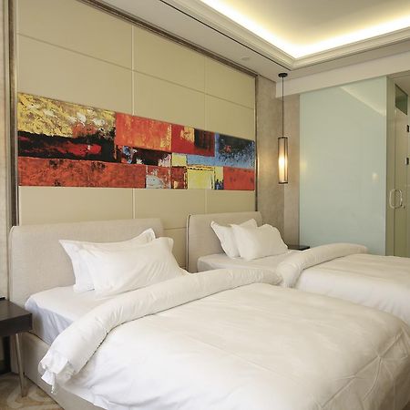 Crown Crystal Hotel Shanghai Bagian luar foto