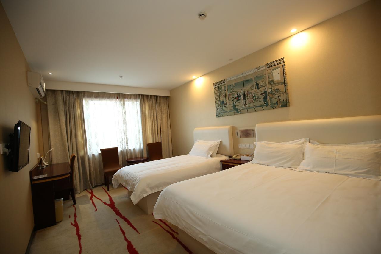 Crown Crystal Hotel Shanghai Bagian luar foto