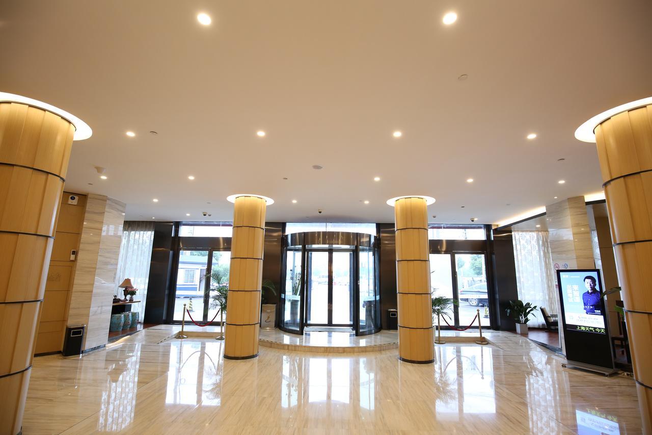 Crown Crystal Hotel Shanghai Bagian luar foto