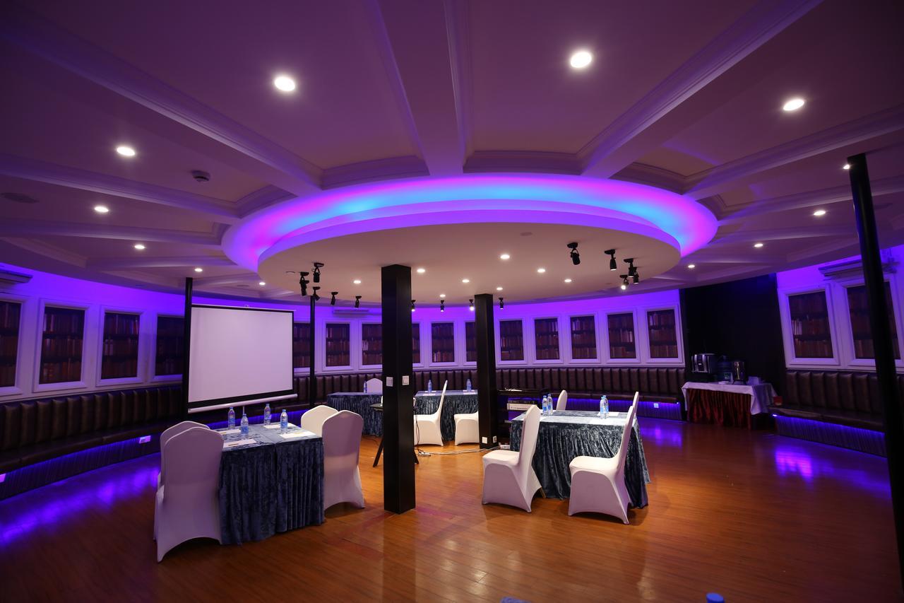 Crown Crystal Hotel Shanghai Bagian luar foto