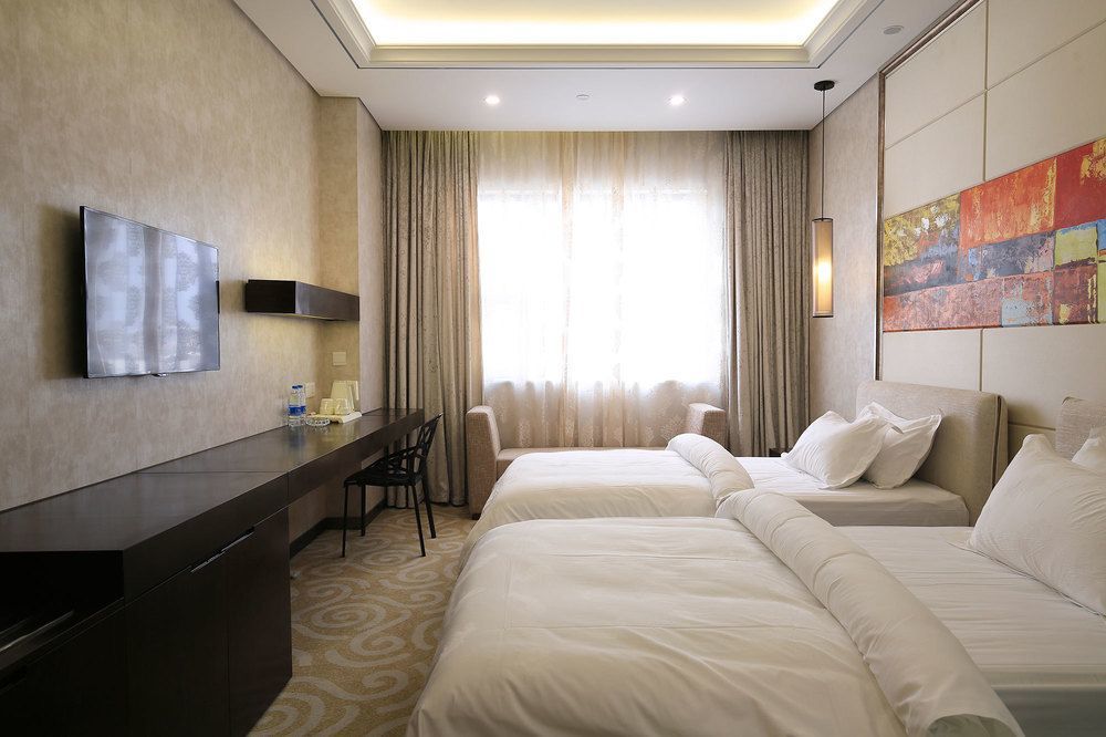 Crown Crystal Hotel Shanghai Bagian luar foto